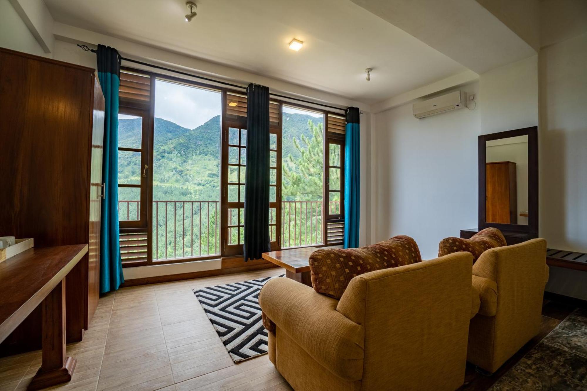 Shanthi Uyana Kandy Bagian luar foto